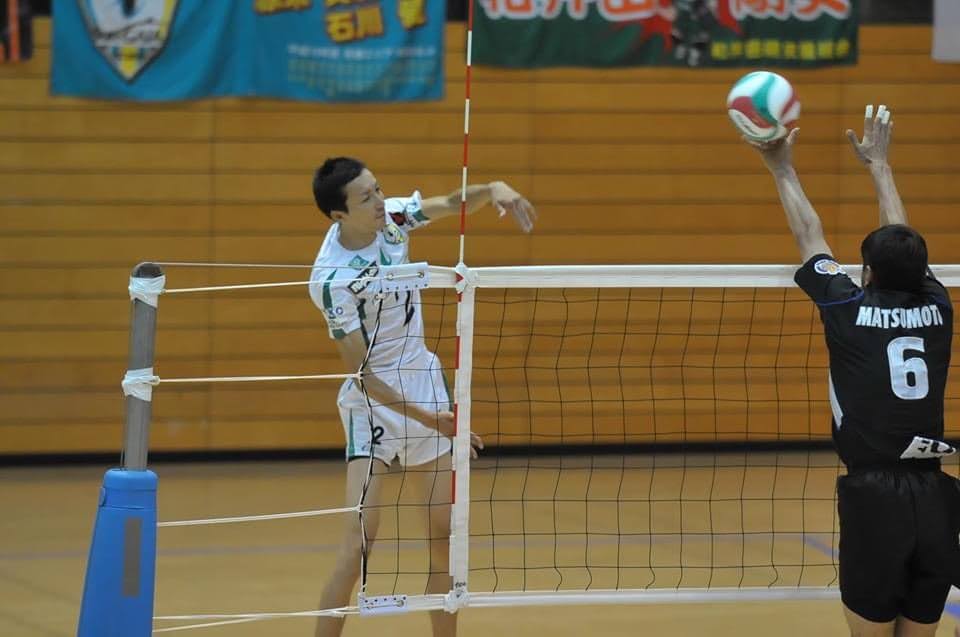 つくばユナイテッドでプレーをする上場雄也